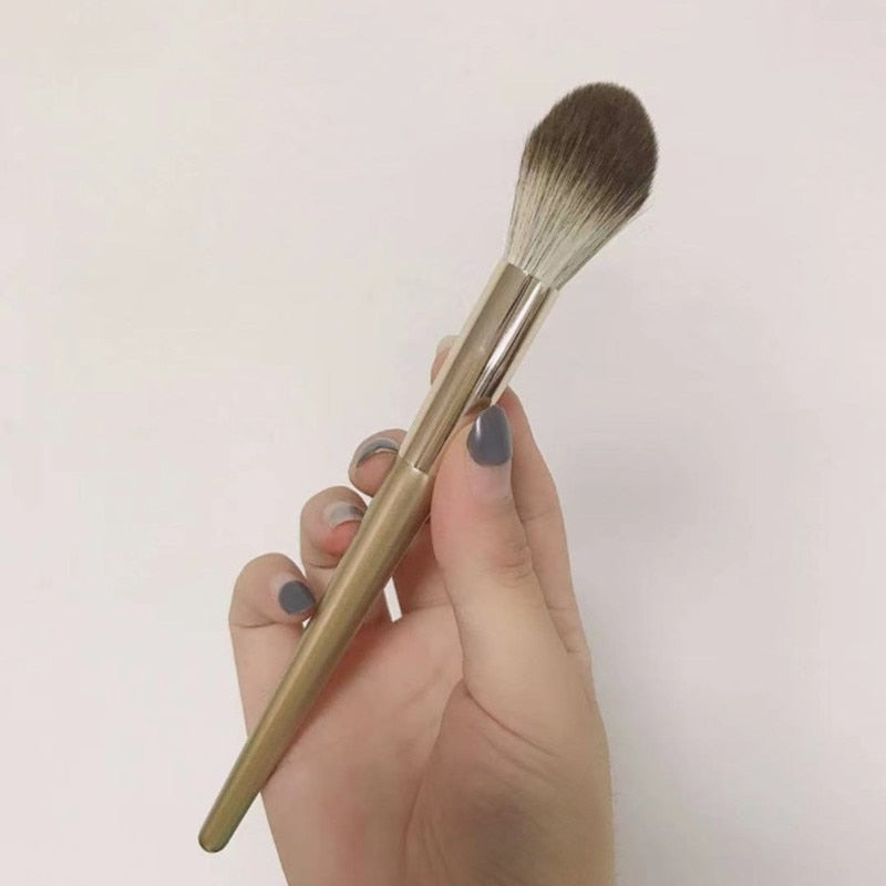 1pcs Large Powder Makeup Brush Contour Blusher Concealer Cosmetics Brushes Foundation Cosmetic Beauty Tools pinceis de maquiag