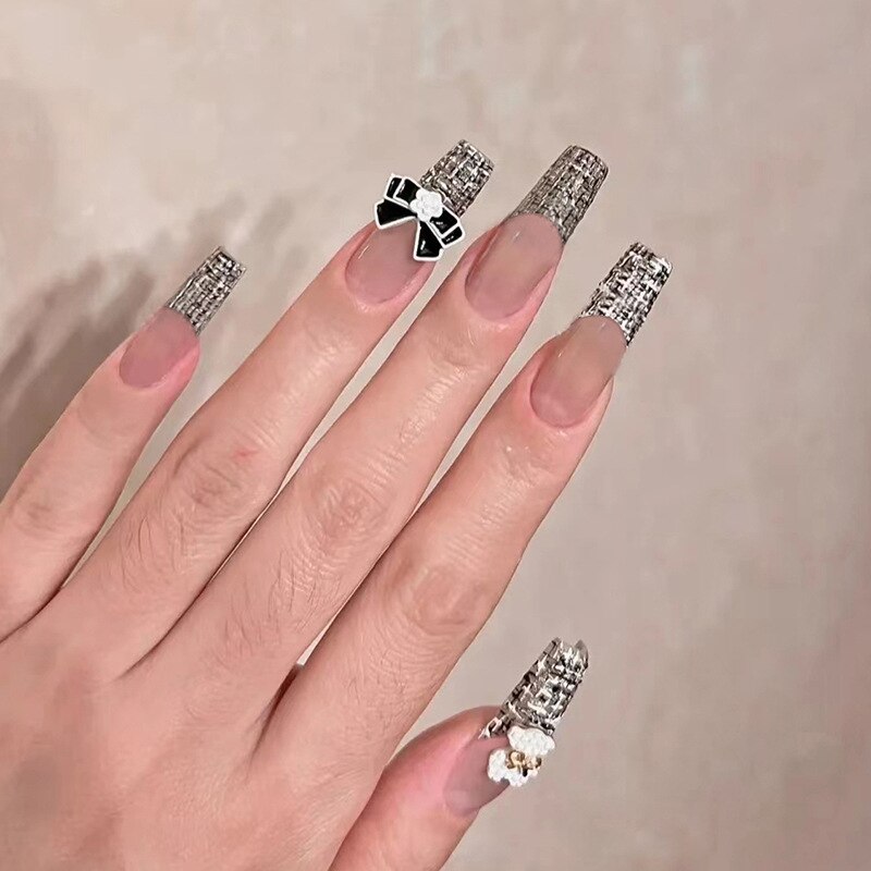 24pcs removeable y2k false nails with heart designs full cover french fake nail patch acrylic press on nails stick on white nail