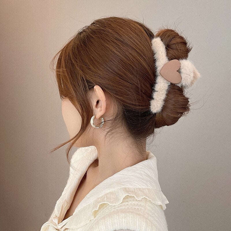 Cute Plush Heart Cartoon Bow Hair Claws For Women Girls Shark Hair Clips Hair Accesseries