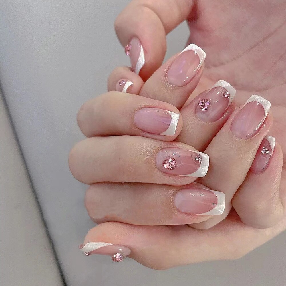 24pcs removeable short fake nails with glue Nude Pink artificial false nails with diamond designs acrylic press on nails