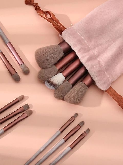 Professional Makeup Brush Set Beauty Powder Super Soft Blush Brush Foundation Concealer eyelashes Beauty Make Up Brush Cosmetic