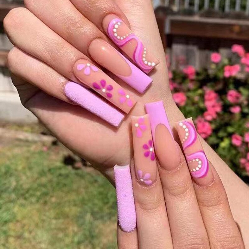 24Pcs Purple Coffin False Nails Long Ballet Fake Nails with Stripe Design Rhinestone Artificial Finished Press on Nails Wearable