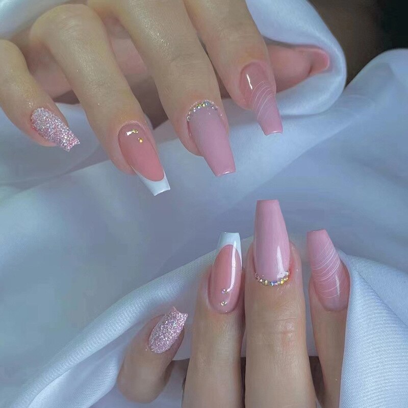 24Pcs White Long Coffin False Nails Glitter Ballet Wearable with French Design Fake nails Full Press on Nail Ins Nail Tips Art