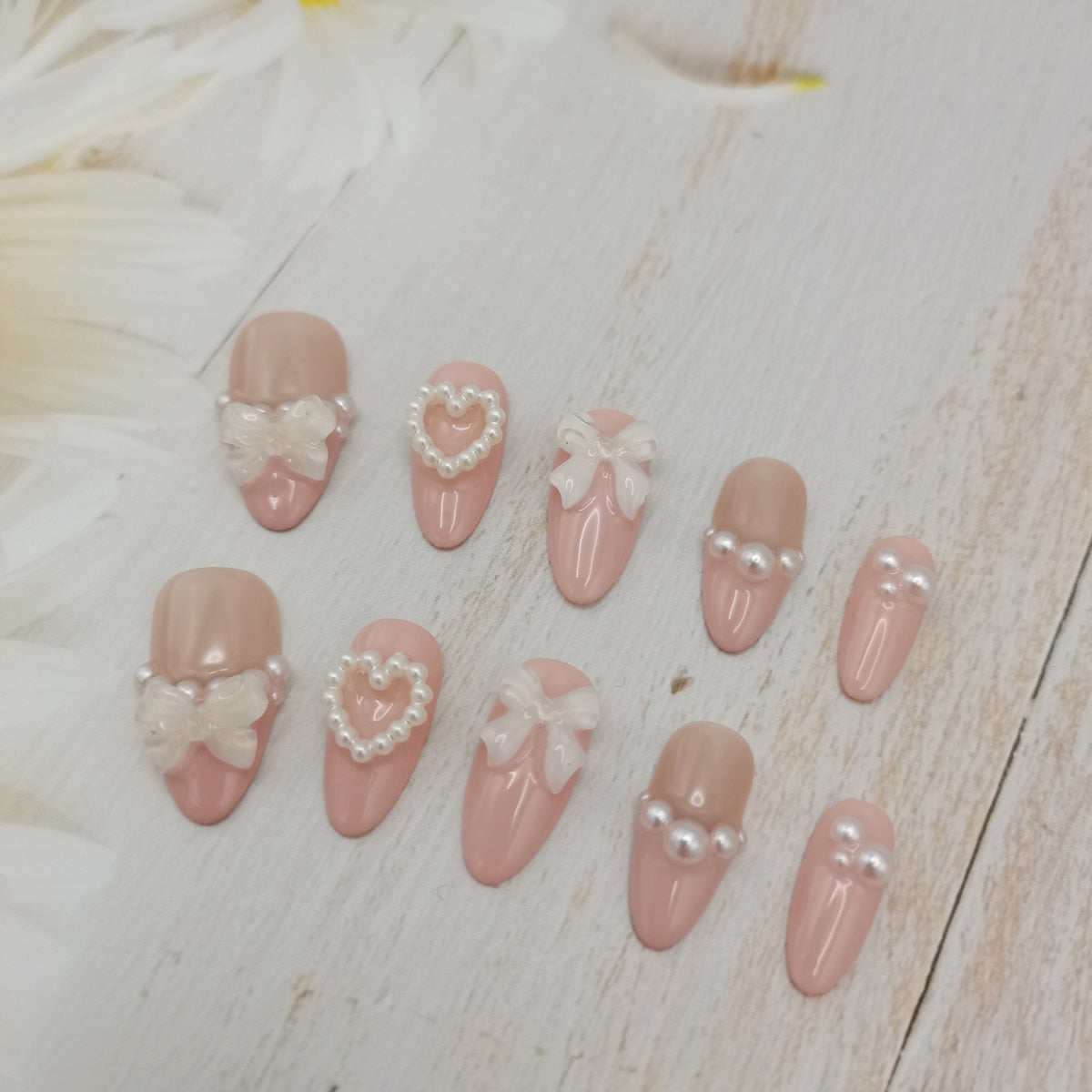 Handmade Custom Made False Nail Art With Pearls And Nows Wearable Nail Pink Almond Style Section Patch Removable Girl Fake Nail