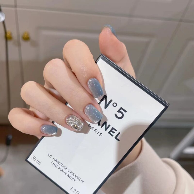 24pcs removeable short fake nails with glue Nude Pink artificial false nails with diamond designs acrylic press on nails