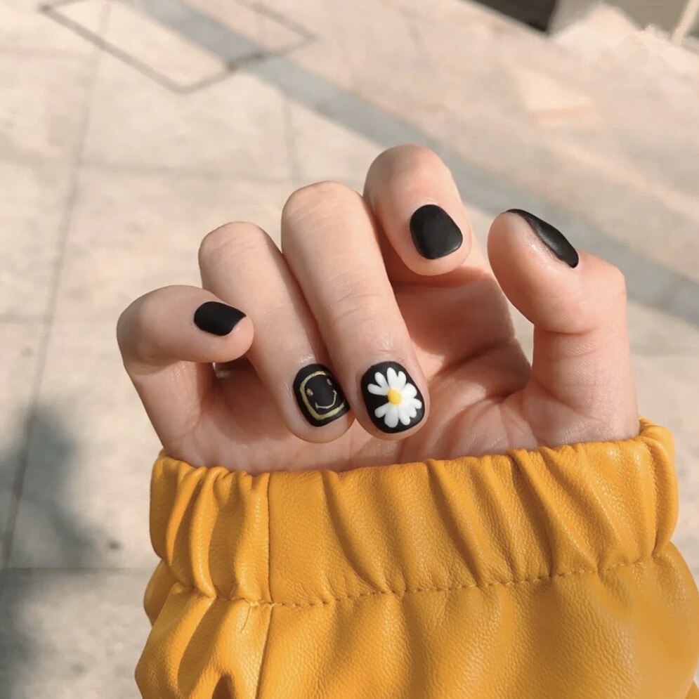 24Pcs False Nails Press on Nails Simplicity Stars Cow Leopard Print Graffiti Broken Flowers Fresh