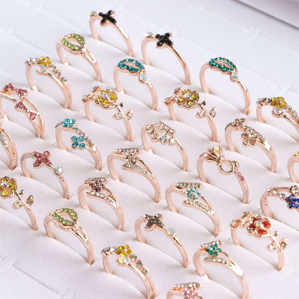 10Pcs/Lot Fashion Heart Love Micro-inlaid Colorful Crystal Finger Ring Jewelry For Women Mix Style Wedding Engagement Party