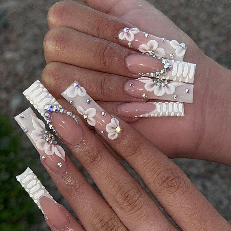 24Pcs Long Ballet False Nails with Glue Gradient White Flower Press on Nails with Rhinestone Wearable Coffin Fake Nail Manicure