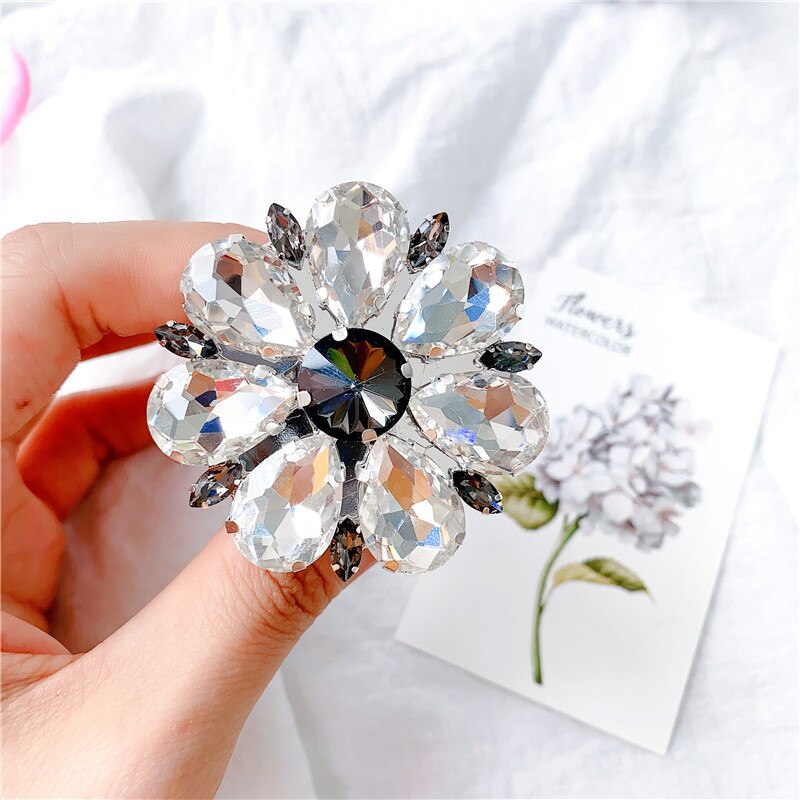 Luxurious Diamond Crystal Korea Grip Tok Stand For Cell Phone Holder Gem Noble Mobile Ring Support Universal Griptok Accessories