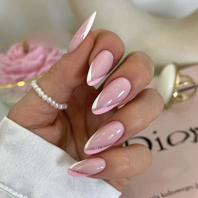 24Pcs Pink Round Head Almond Fake Nails with Heart Shape Rhinestone Wearable Ballerina False Nail Tips Full Cover Press on Nail