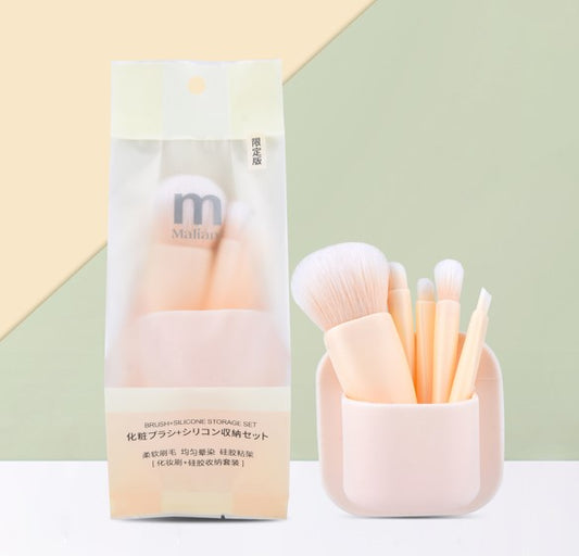 Make up brush set in silicon jar