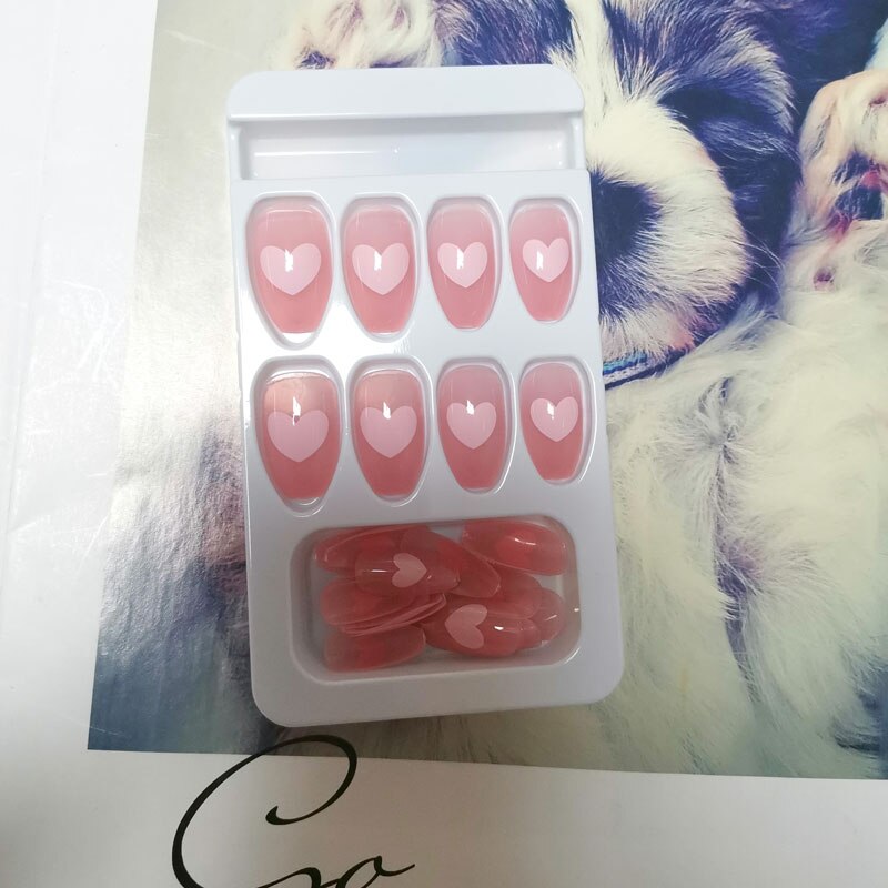 24pcs False press-on nails with a pattern Peach heart wear finished tablet nail art removable Manicure false nails