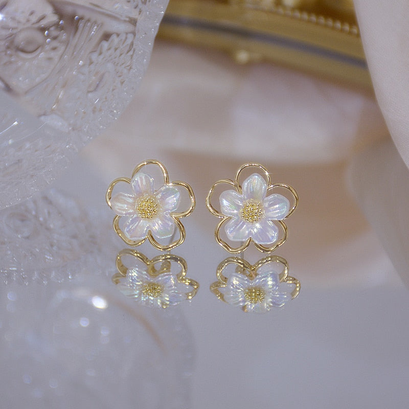 Simple Hollow Flower Earring Charm Acrylic 14K Real Gold Stud Earring Jewelry