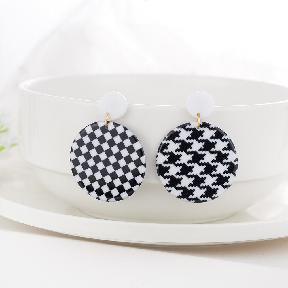 Black white Stripe Drop Earring Water Drop Pendant Hollow Round Cat Earring Jewel Brincos