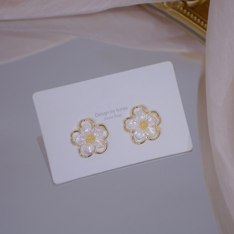 Simple Hollow Flower Earring Charm Acrylic 14K Real Gold Stud Earring Jewelry