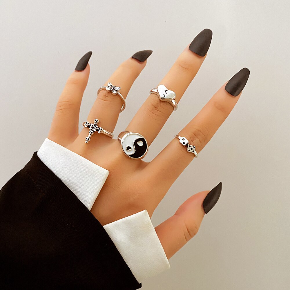 Punk Gothic Butterfly Snake Chain Ring Set for Women Black Dice Vintage Silver Plated Retro Rhinestone