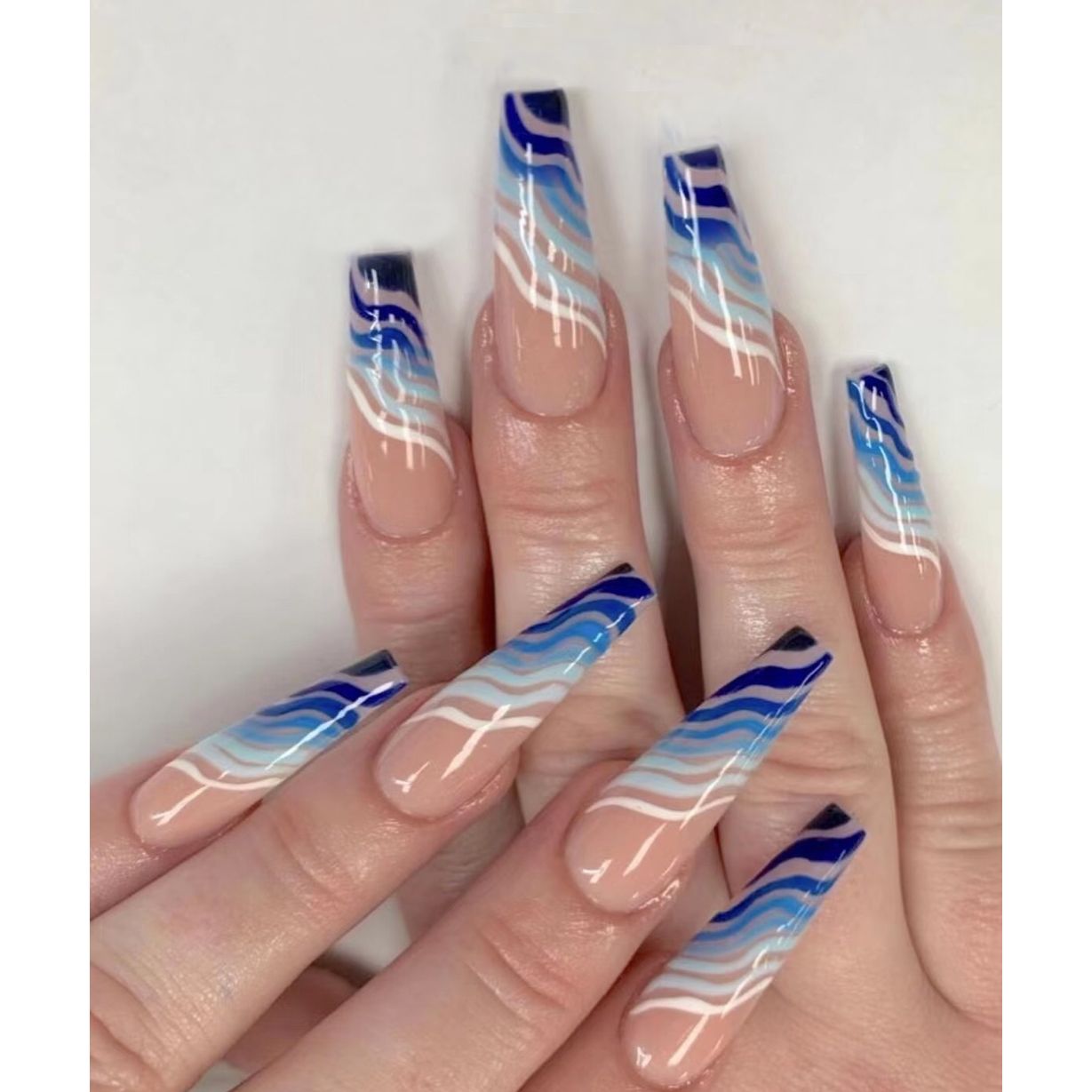 24Pcs Fake Nails With Design Waves Full Cover Press On False Nails Wearable Long Coffin Ballerina Nails Finished Fingernail