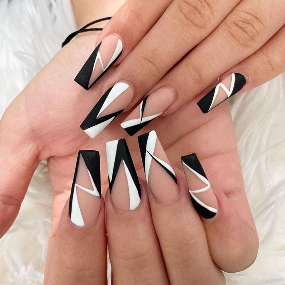 24Pcs Fake Nails With Design Waves Full Cover Press On False Nails Wearable Long Coffin Ballerina Nails Finished Fingernail