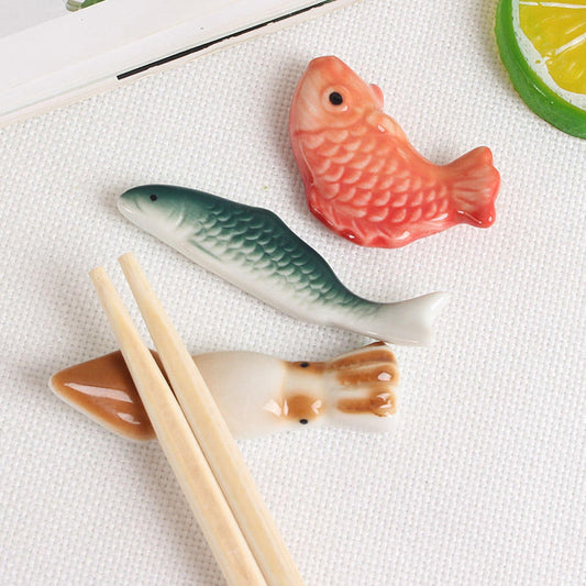 Fish-Shape Ceramic Chopsticks Holder Spoon Fork Rest Sushi Sticks Rack Shelf Chopsticks Holder Stand Rest Pillow Kitchen Utensil