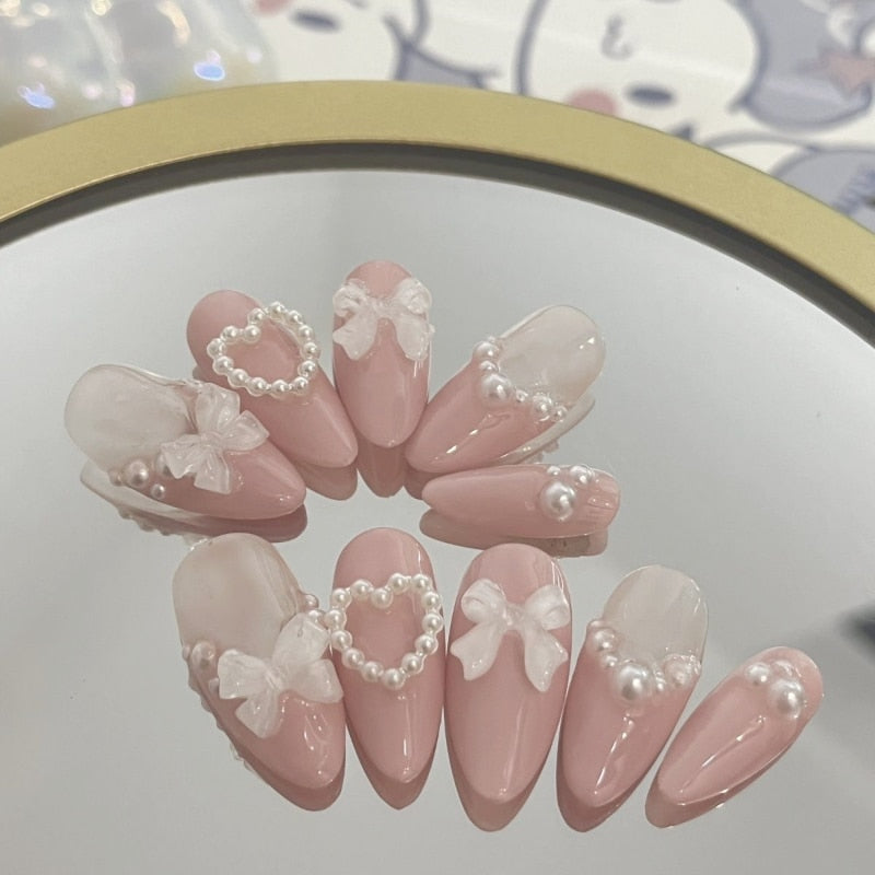 Handmade Custom Made False Nail Art With Pearls And Nows Wearable Nail Pink Almond Style Section Patch Removable Girl Fake Nail