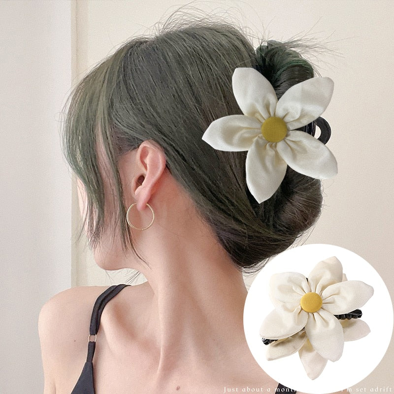 Large Hair Claw Flower Grace Shark Clip Headdress Summer Ponytail Claw Clip Sweet Hair Clip Cute Hairpin