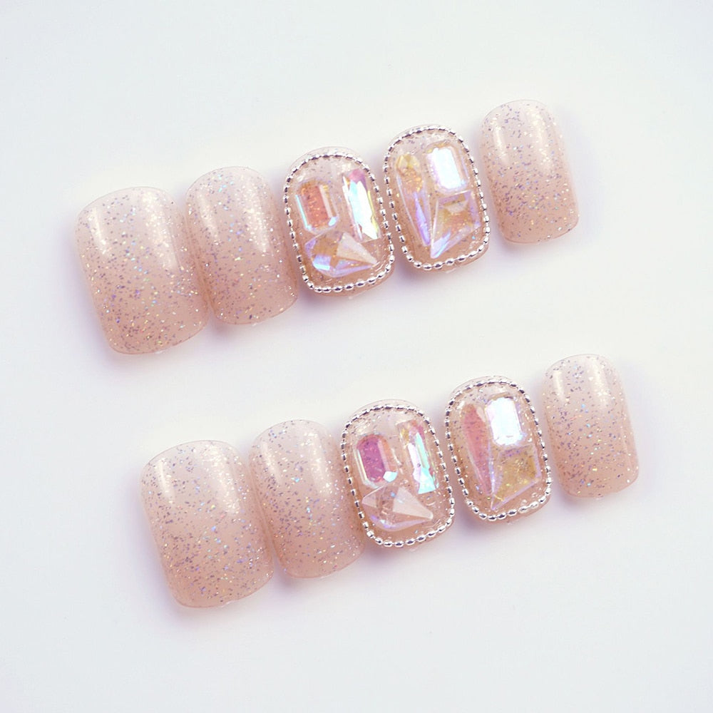 Short Fake Nails With Glitter Aurora Crystal Designs Pink Artificial Nails Wearable Full Cover Press on Nails 24pcs