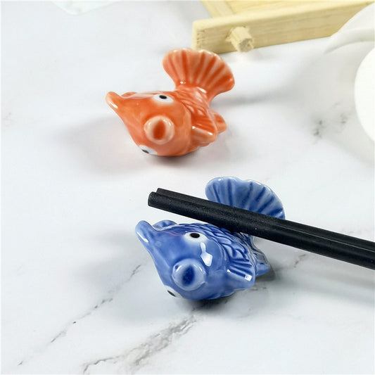 2PC Creativity Ceramic Cute Spoon Rest Holders Fish-Shape Fork Spatula Rack Shelf Chopsticks Holder Kitchen Utensil