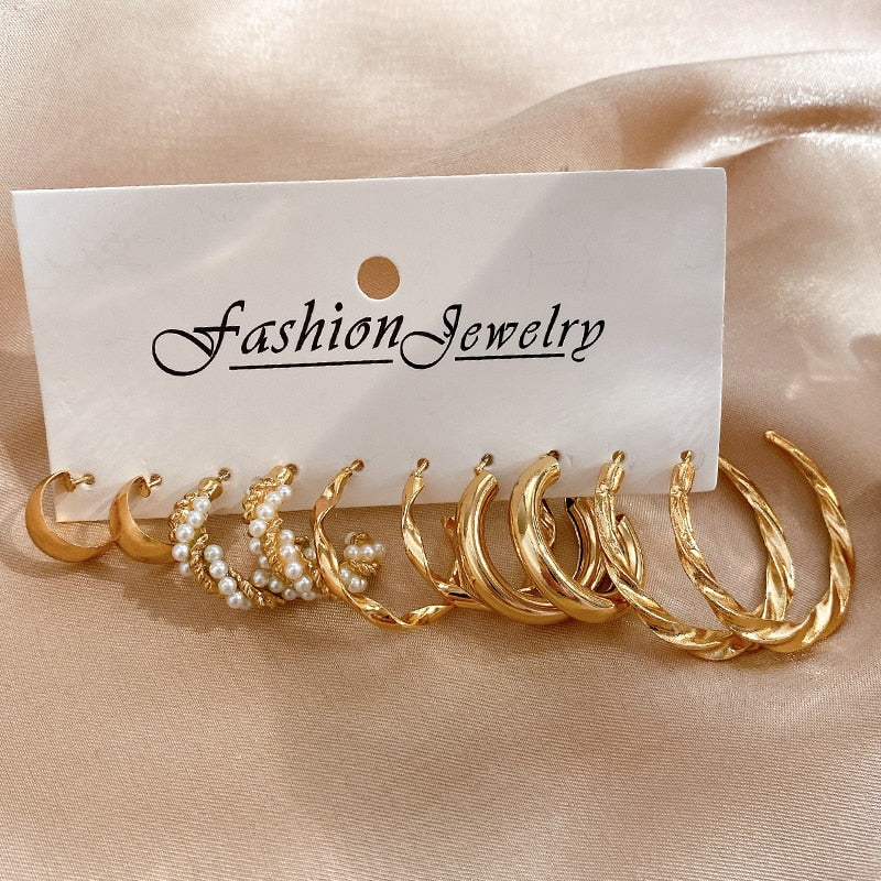 17KM Pearl Twist Hoop Earrings Set Butterfly Acrylic Dangle Earrings for Women Metal Hollow Gold Plated Earring